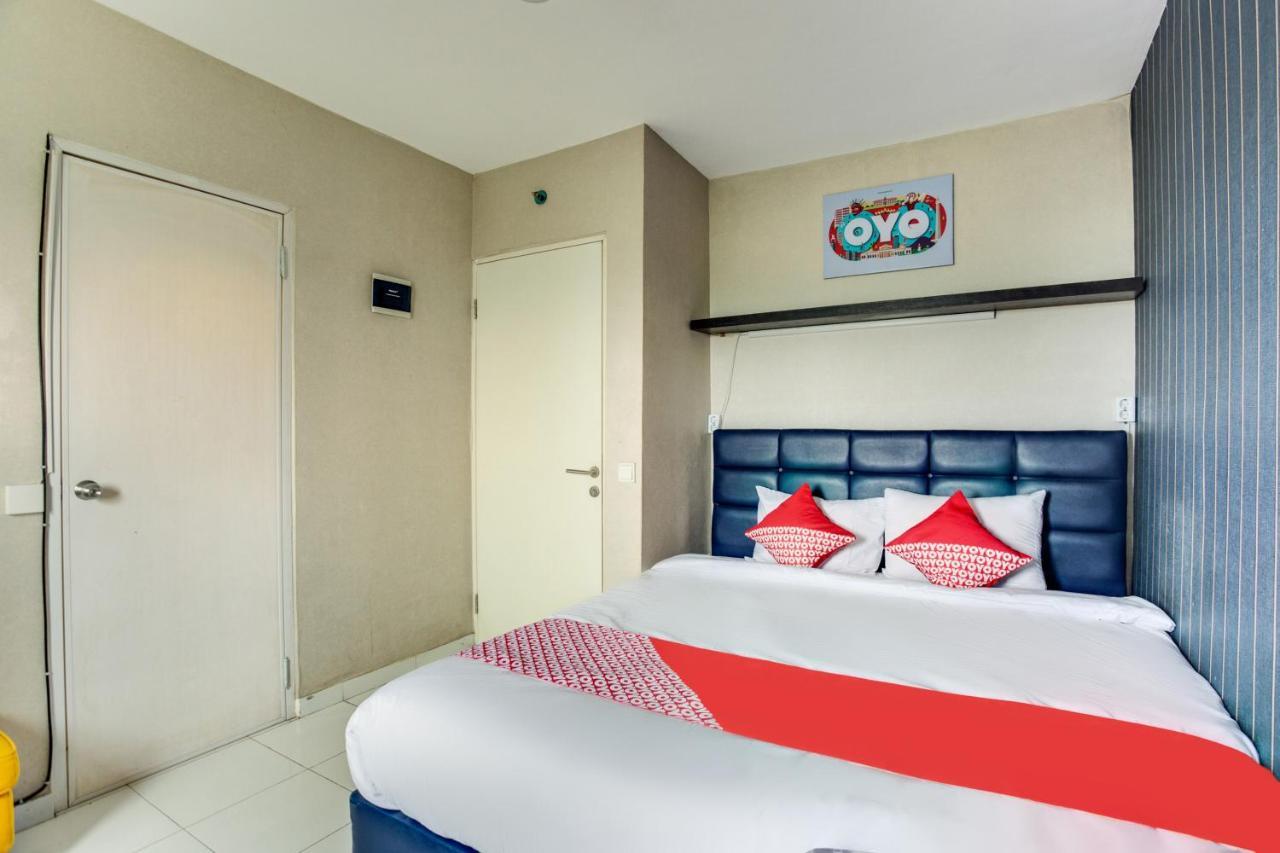 Oyo 3247 Afira Rooms Aeropolis Тангеранг Экстерьер фото