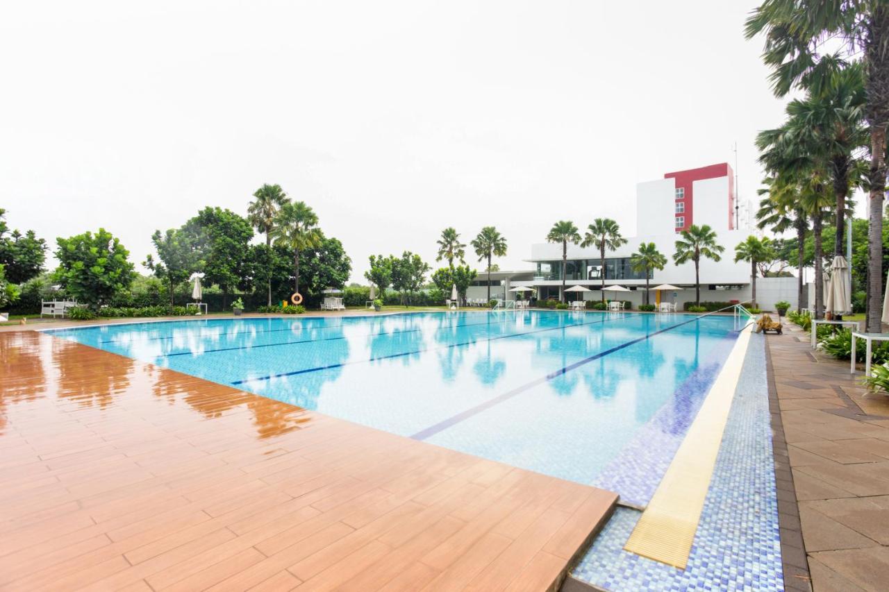 Oyo 3247 Afira Rooms Aeropolis Тангеранг Экстерьер фото
